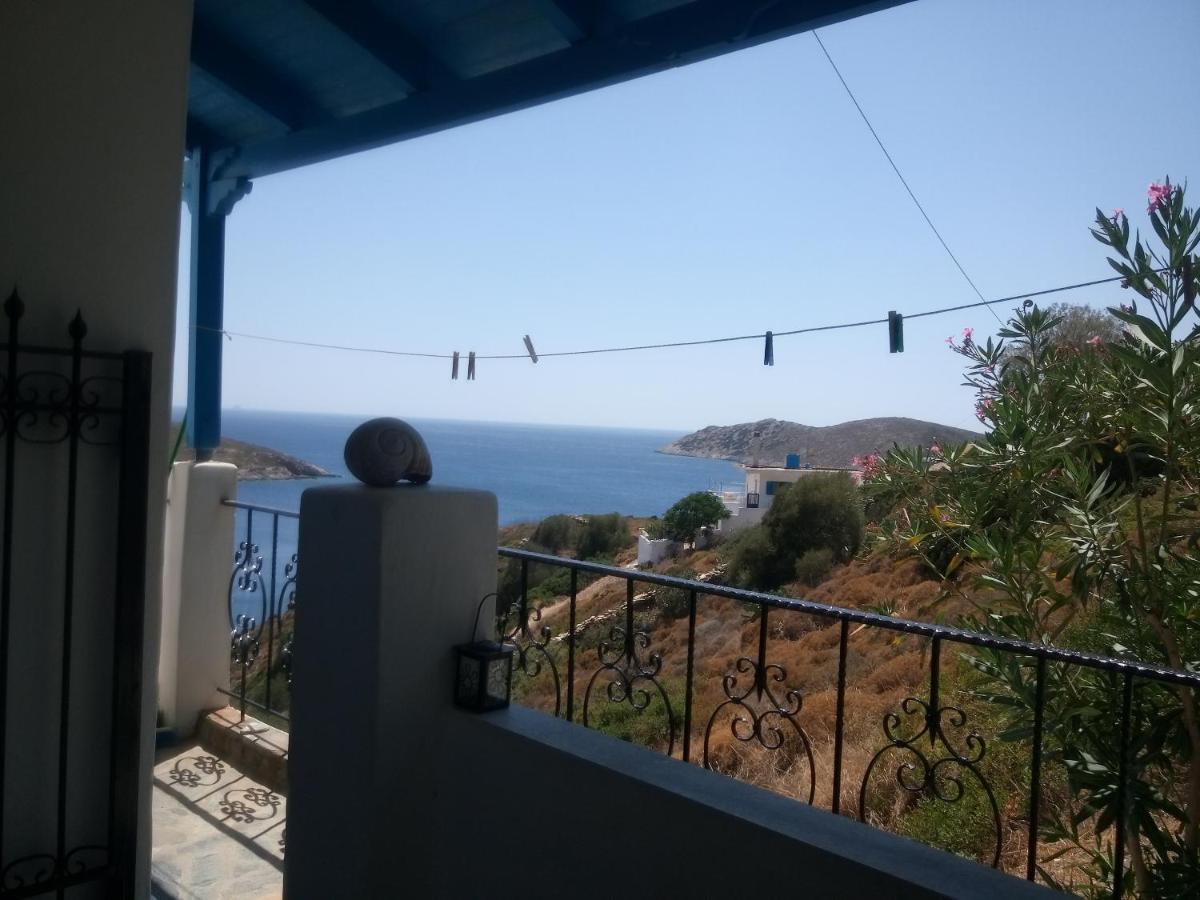Studios Rena Fourni Ikarias Luaran gambar