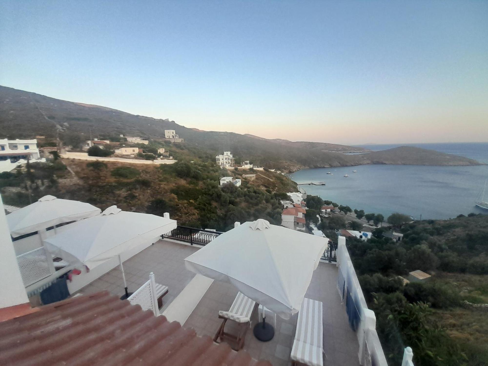Studios Rena Fourni Ikarias Luaran gambar