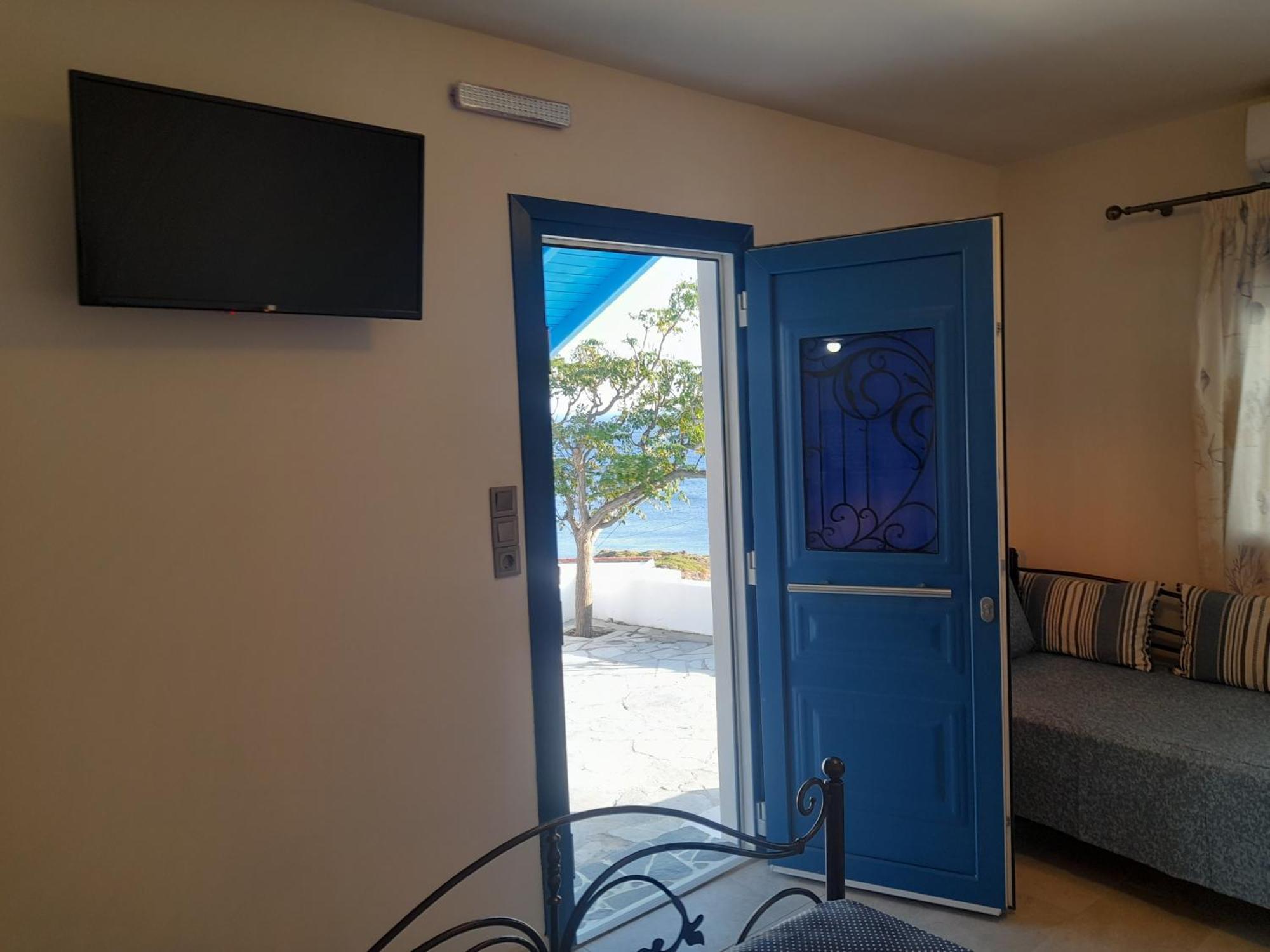 Studios Rena Fourni Ikarias Luaran gambar